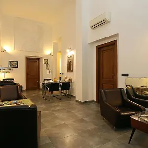 Mr Frills Affittacamere Roma